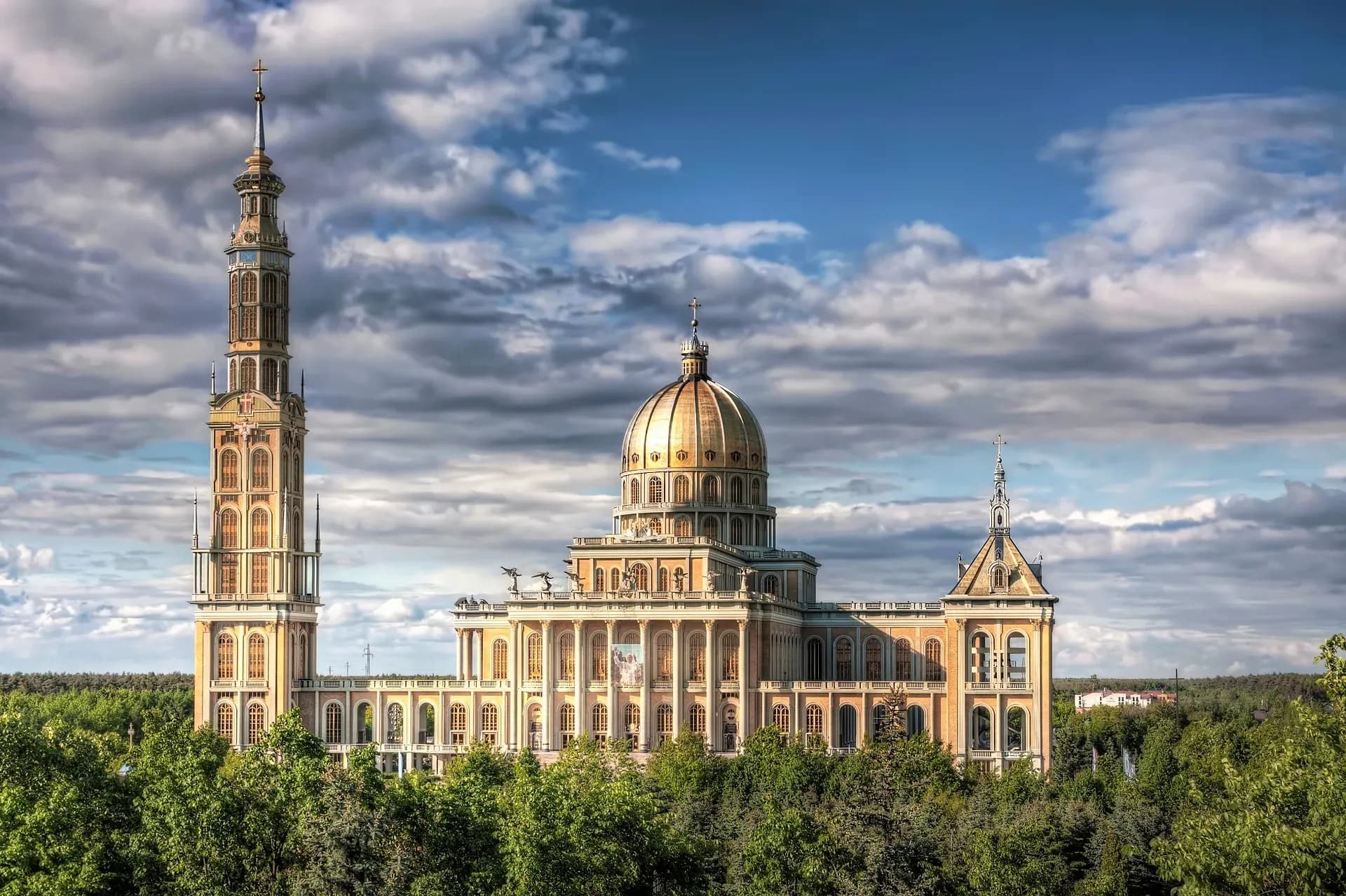 Sanctuary of Our Lady of Licheń (Bazylika w Licheniu Starym) in Konin